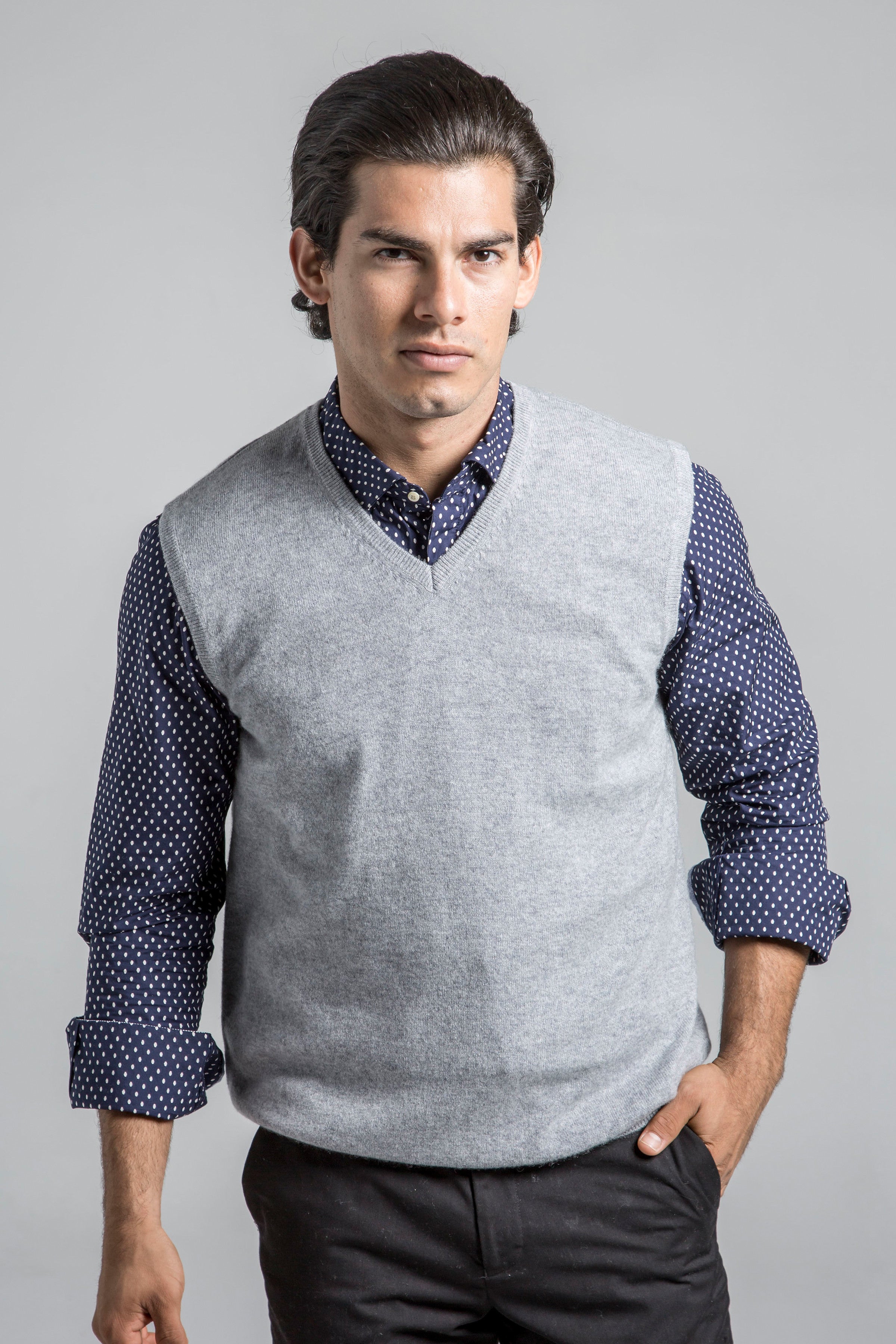 Mens V-Neck Cashmere Sweater Vest - Grey | Pine Cashmere X-Large / Grey