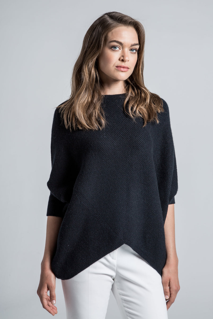 pine cashmere womens cara crewneck 100% pure cashmere poncho sweater in black