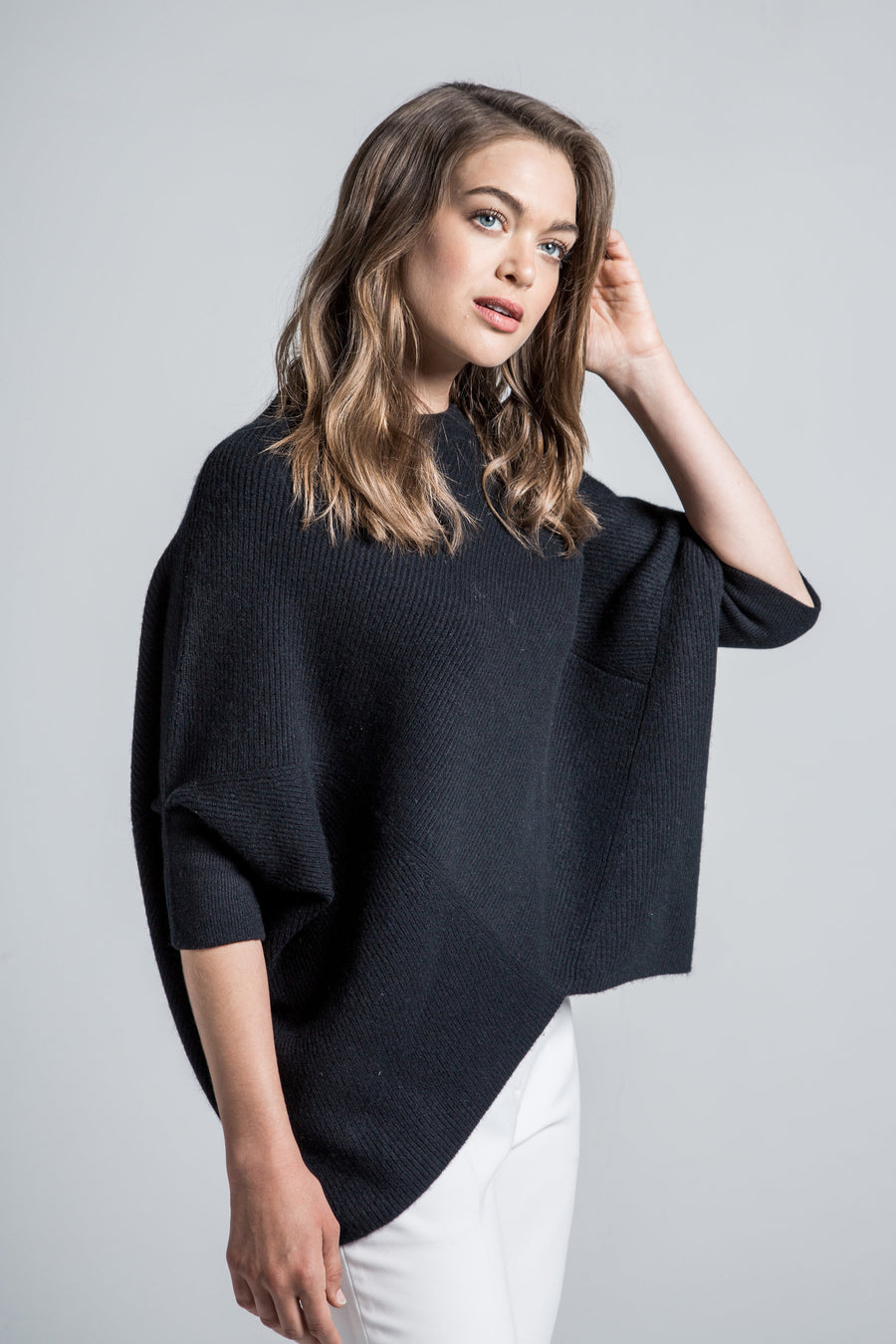 pine cashmere womens cara crewneck 100% pure cashmere poncho sweater in black