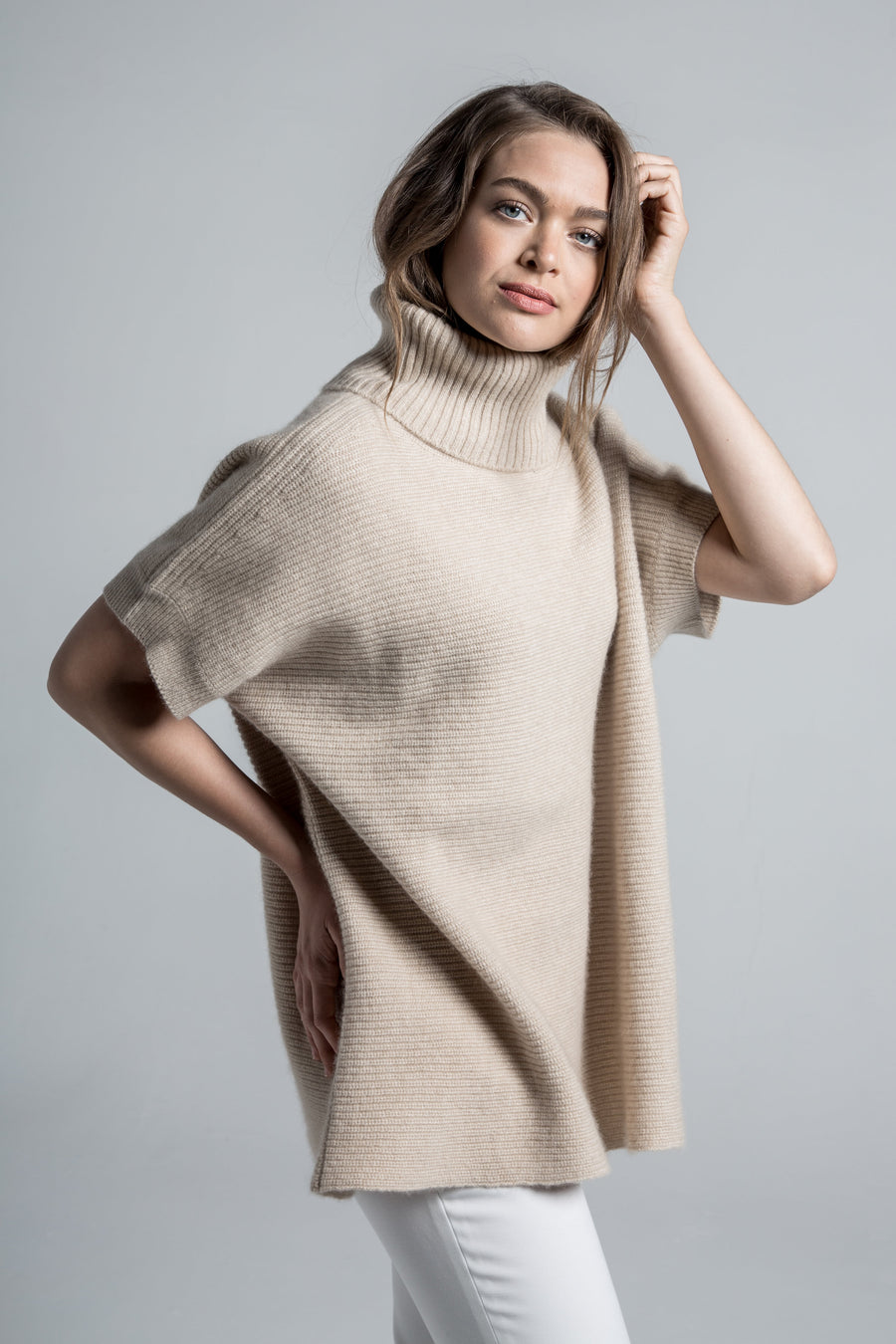 womens claire chunky knit oversized 100% pure organic cashmere turtleneck sweater in tan beige