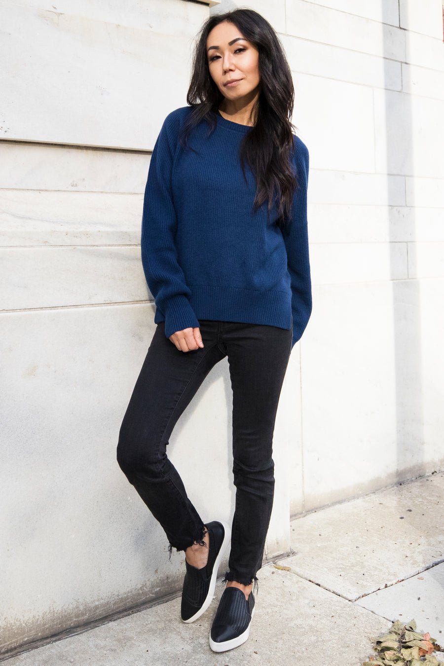 pine cashmere betsy trendy women's 100% pure cashmere crewneck sweater in blue