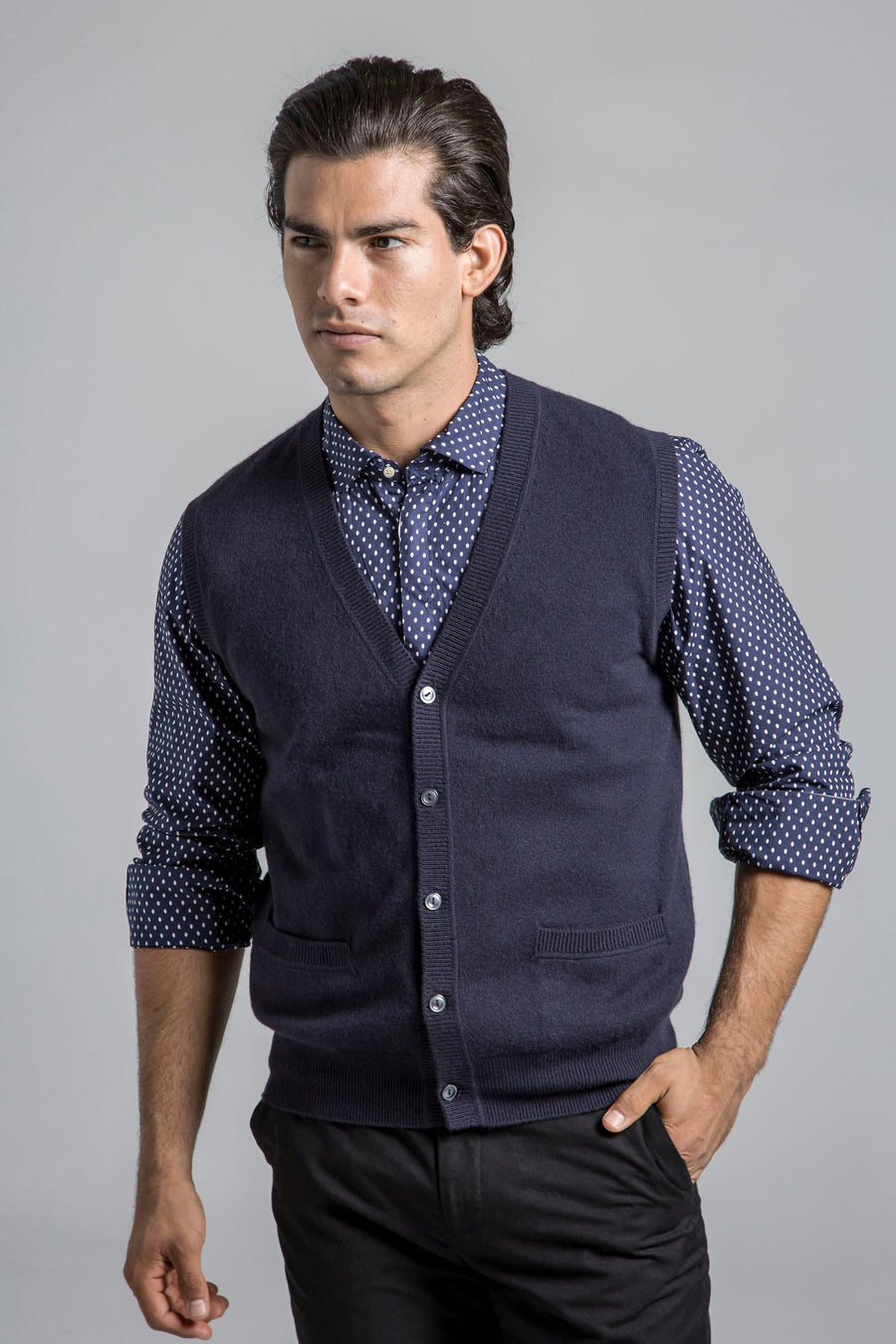 pine cashmere mens classic 100% pure cashmere v-neck cardigan vest in navy