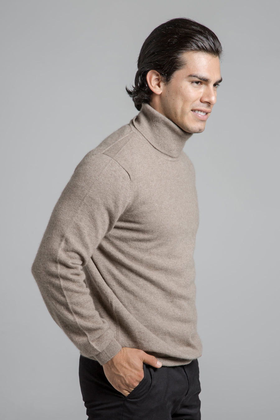 pine cashmere mens classic 100% pure organic cashmere turtleneck sweater in brown